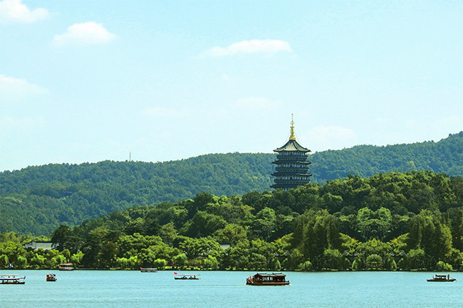 杭州西湖雷峰塔风景图片