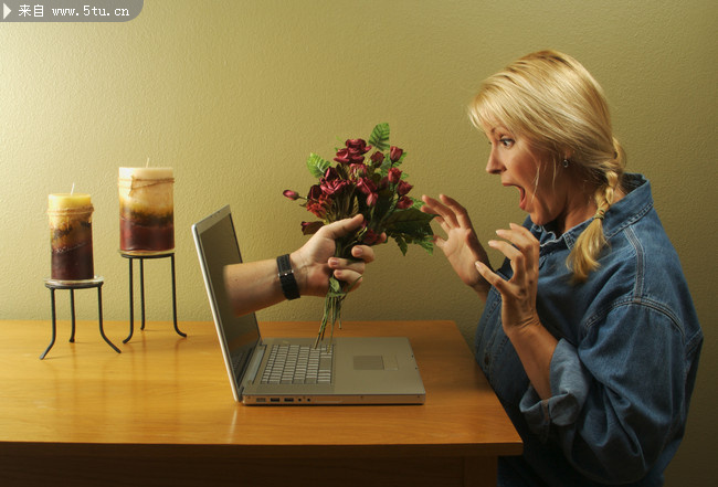 惊喜的创意情人节人物_女人_人物大图_稀有高