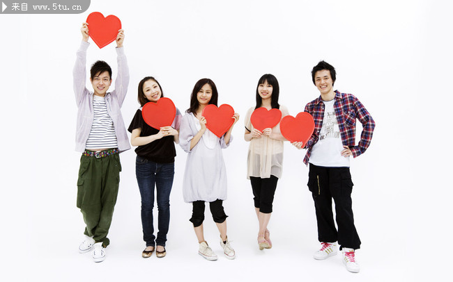 青春的少男少女创意图片6张