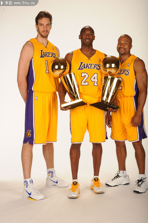 NBA球星图片素材_运动人物_人物大图_稀有高