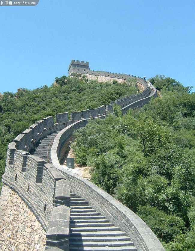 高空拍摄长城风景图