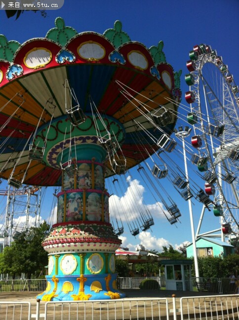 江心屿游乐园摩天轮过山车流星飞椅美图
