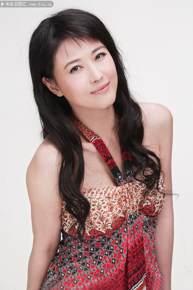 周海媚高清图