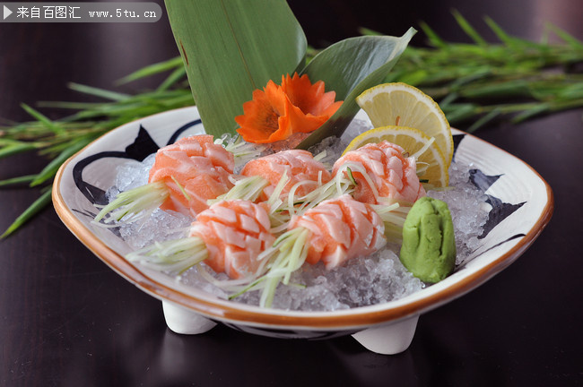 三文鱼腩刺身菜品图片素材